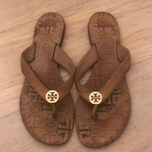 Tory Burch Tan Leather Sz 9 Flip Flops